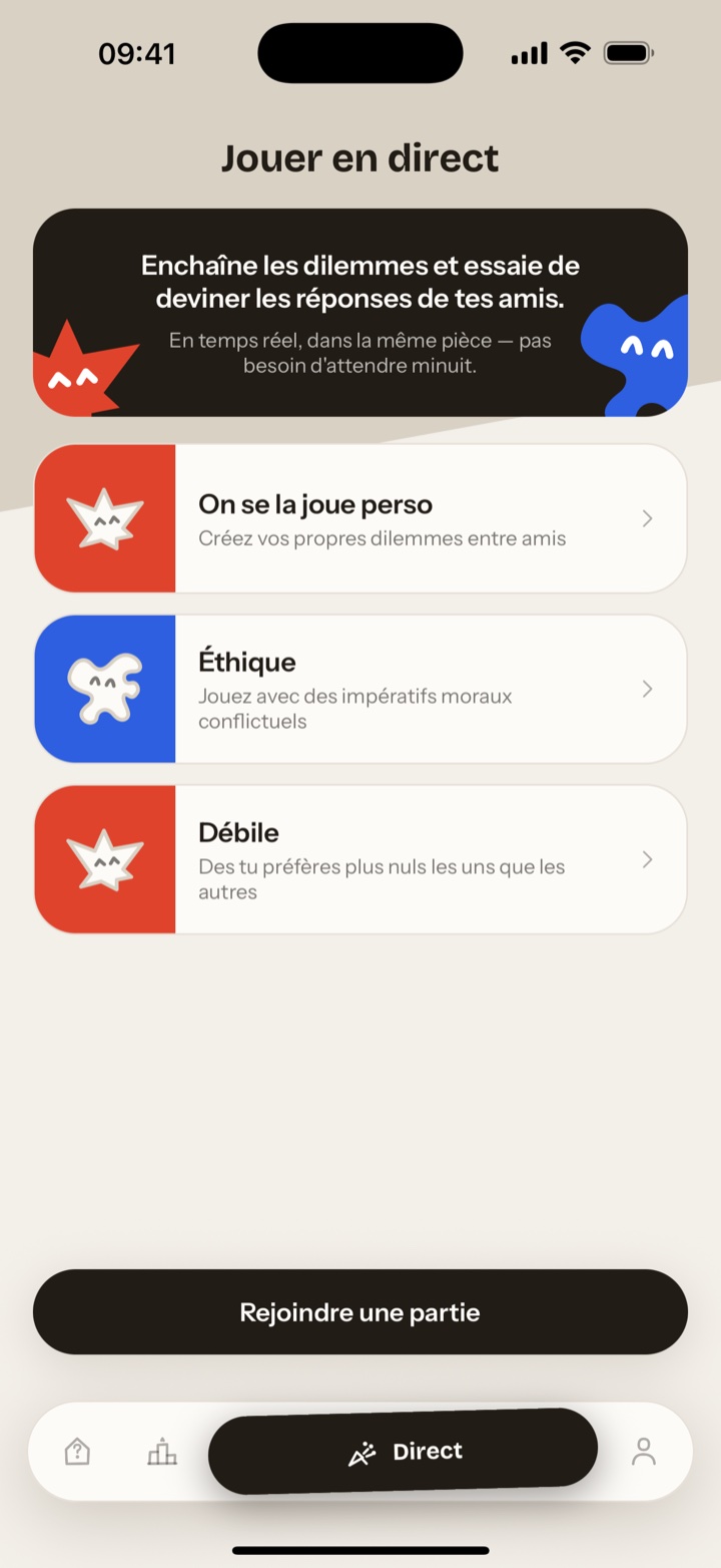 Capture d’écran du Mode soirée : choisir un deck ou rejoindre une partie avec un code à 6 chiffres.